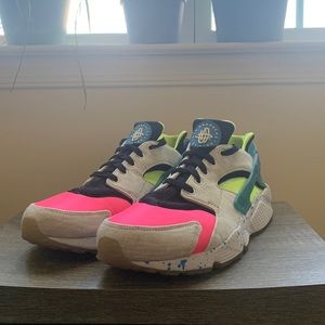 Nike Men’s Air Huarache “Run 93”